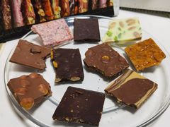 -Laderach 莱德拉(上海环贸iapm店)