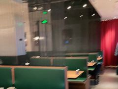卡座-青年公社烤鸭(宝杨宝龙广场店)