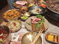 -草家酱蟹炭火烤肉店(珲春南路一店)