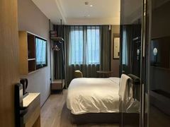 -秋果酒店(中日友好医院和平里北街地铁站店)