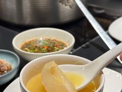 -鲜入唯煮·港式海鲜牛肉火锅(金宝街店)