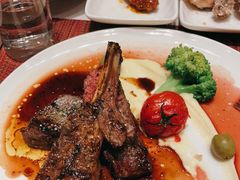 -WOLFGANG PUCK KITCHEN & BAR(迪士尼小镇店)