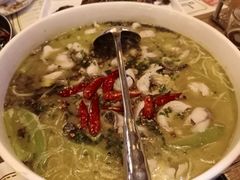 -爱啤精酿·民谣酒馆(滨江店)