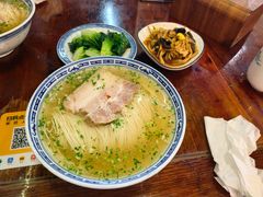 -同得兴 Since·1995 传统苏式面馆(嘉馀坊店)