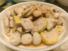 -年辉渔村·非遗传承餐厅(新丰江店)