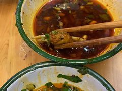 -拈签一笑黄牛肉辣卤串串