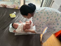 -姆爱自营月嫂(松江店)