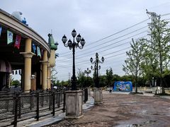 -蓝精灵乐园·世茂精灵之城主题乐园