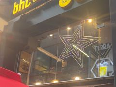 -BHC炸鸡(明洞总店)