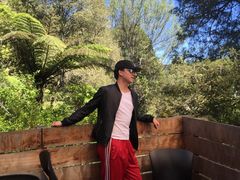 -怀托摩萤火虫洞