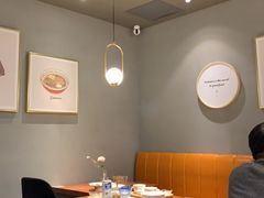 -POKEE VIA&Brunch·维娅(重庆来福士店)