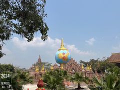 -一寨两国风景区