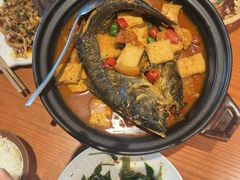 -刘姐啤酒鱼民族演艺餐厅(西街总店)