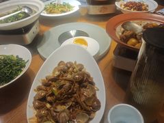 -黄泥岗·地道湖北菜(奥特莱斯店)