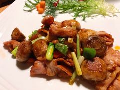 香煎口蘑脆爽肉-周三的情书花园餐厅(江北店)