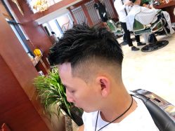 -尼特斯男士发型馆