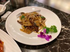 干炒牛河-金陵红鲤鱼餐厅(孝陵卫紫金山店)