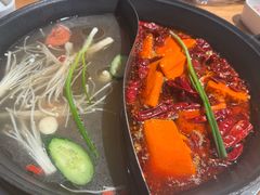 -三个四川人火锅(华联商厦店)