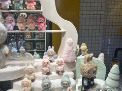 -泡泡玛特POPMART(上海环球港店)
