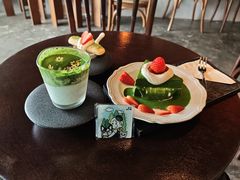 -luutosa  cafe & tea 鹿兔山