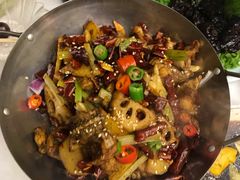 干锅牛蛙-丰收日·小海鲜·沪上家宴(顾村正大店)