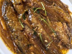 家焖大泥鳅-宝发园名菜馆