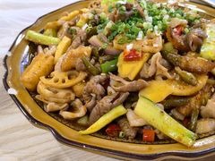 -廖哥泡椒兔(峨眉店)