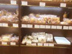 -红宝石·鲜奶小方·海派西点房(浦三店)