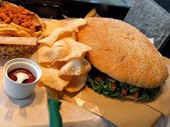 -唐拉雅秀酒店-西锦汇空中BBQ·思创餐厅