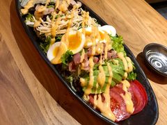 牛油果鸡胸肉沙拉配千岛酱-九州酒场ひこぞう(2号店)