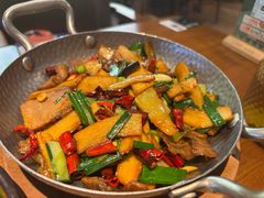 杏鲍菇炒牛肉-云海肴·汽锅鸡·云南菜(苏州中心店)