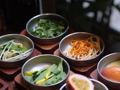 -银米·云南传统过桥米线(双廊黑金冠店)