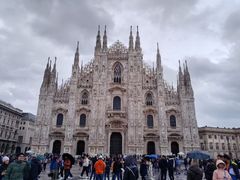 -文艺复兴百货(米兰大教堂广场店)