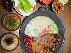 -萍姐火锅·公路夜市(武汉首店)