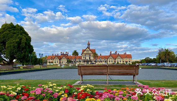 谁懂圆明园花园别墅三期房价高不高