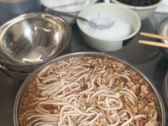 -正宗杨记普洱酸醋米线(总店)