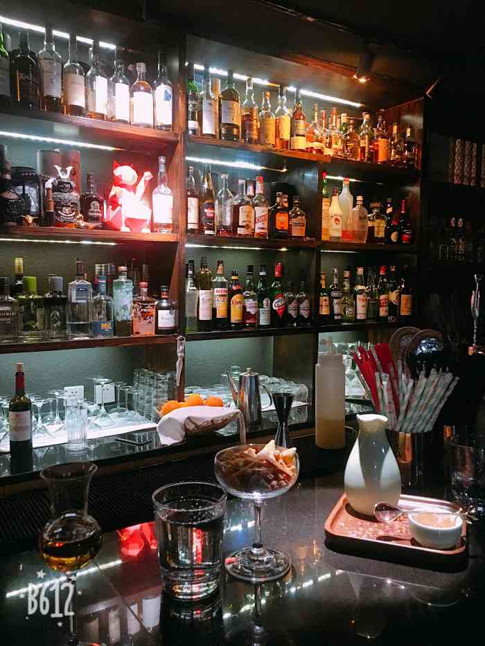 lush whisky & cocktail 路徒酒吧-"北京必去打卡——五道口作为宇宙