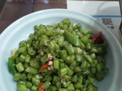 -临街徽菜馆·正宗黄山味
