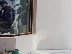 -Line 咖啡(石厦花园店)