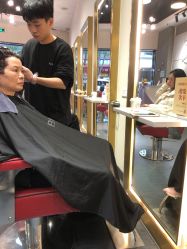 -P.R.O.salon 发哲
