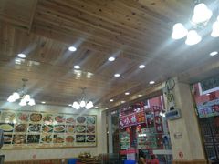 -乡土特色.冷锅鱼.牦牛肉汤锅