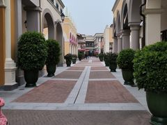 -佛罗伦萨小镇广佛名品奥特莱斯(疏港路店)