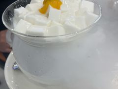 杏仁奶豆腐-香港新曜记·粤菜点心(滨江宝龙店)