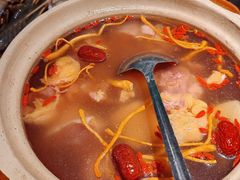 花雕海鲜醉鸡煲-恭喜上堓砂锅焗·海鲜大排档(闵行龙湖店)