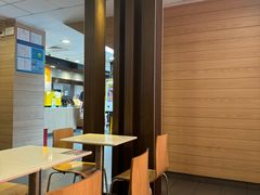 -麦当劳(乳山路店)