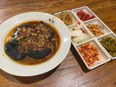 -湘人龙记老长沙米粉(鸟巢店)