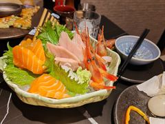 -山川小町·极番烧肉(新地假日广场店)
