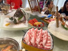 -海鲨湾海鲜会馆(百家湖1912店)