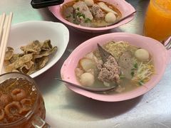 -榮泰米粉湯(Left Shop)