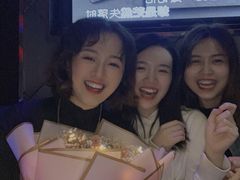 -K+全国连锁KTV(绿地缤纷天地店)
